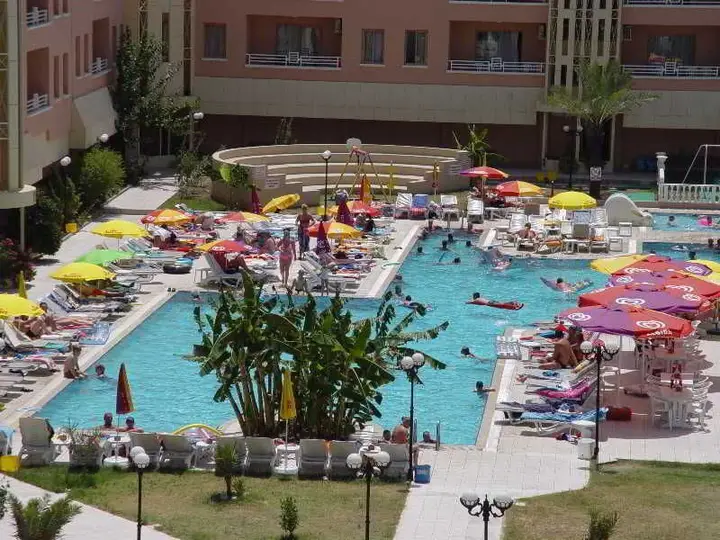 Мармарис: Koçer Club Apartments