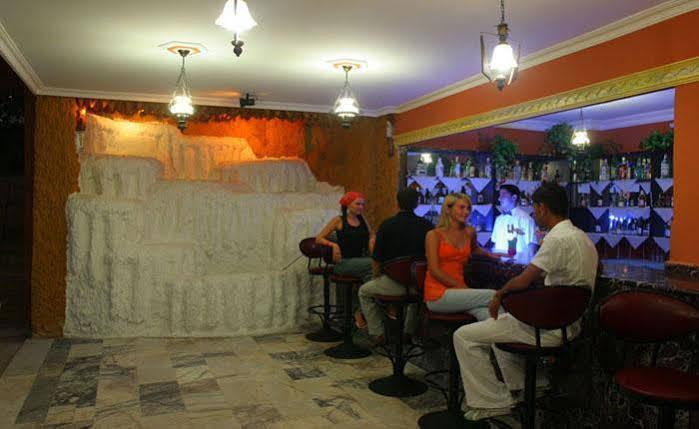 Аланья: Raina Beach Hotel