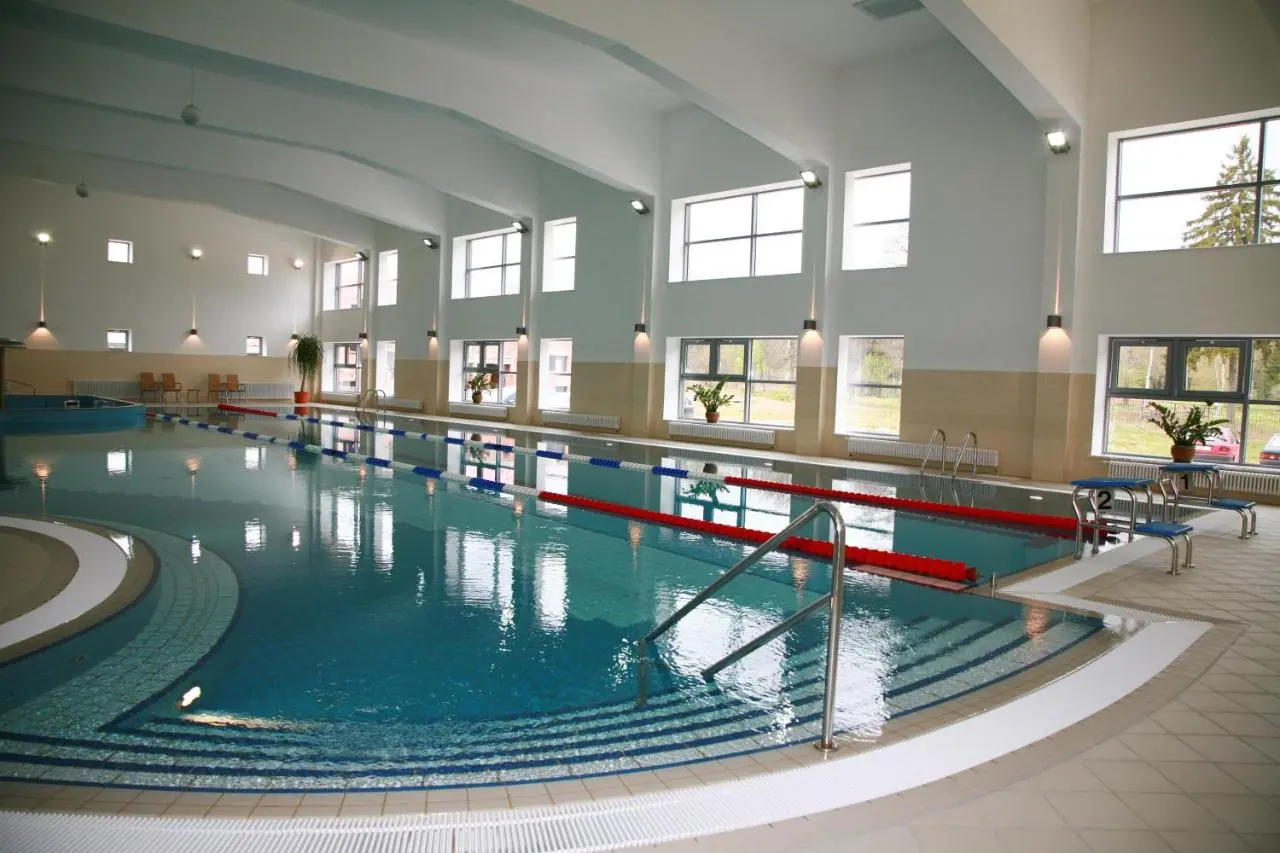 Супонево: Отель Величъ Country Club