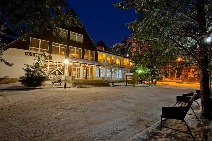 Вербилки: Гостиничный комплекс Country Resort