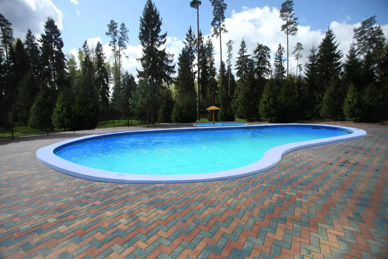 Вербилки: Гостиничный комплекс Country Resort