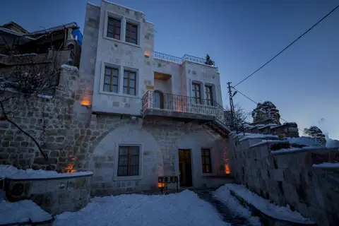 Luna Cave Hotel — фото 1