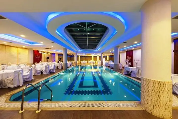 Мерсин: Yücesoy Liva Hotel Spa & Convention Center Mersin