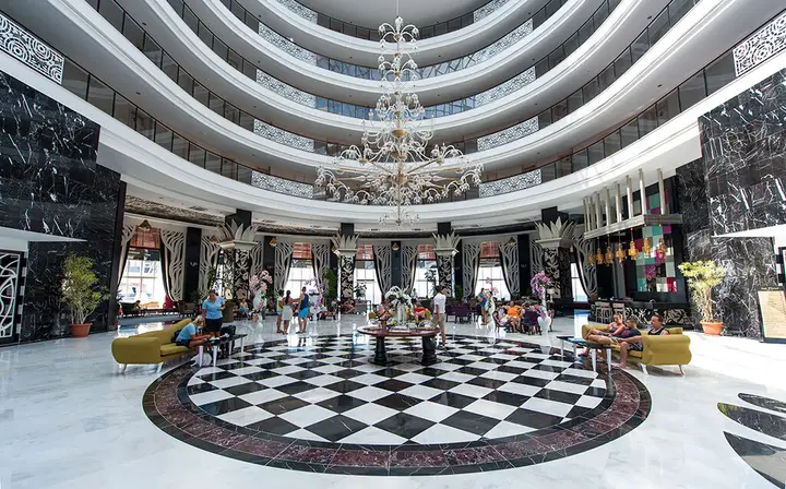 carousel image 4