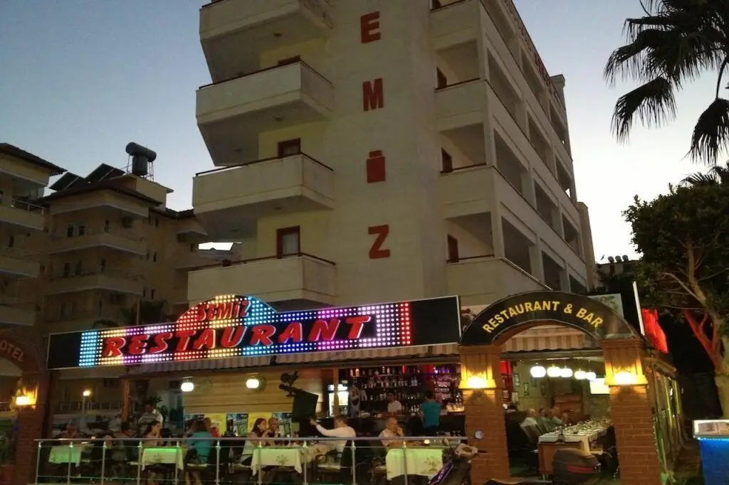Аланья: Semiz Suite Hotel