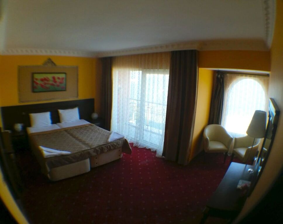 Эджеабат: Hotel Deniz