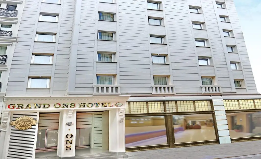 Grand Ons Hotel — фото 1