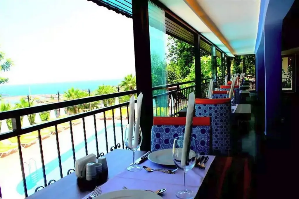 Аланья: Illusion Beach Club Hotel +16 Only Adult