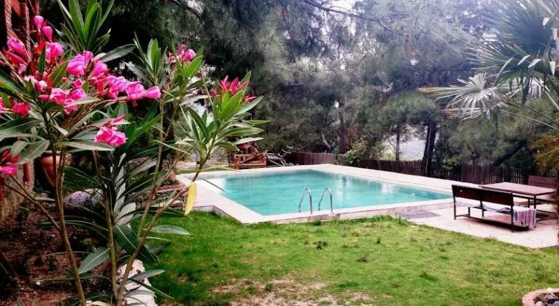 Шириндже: Kayserkaya Bungalows