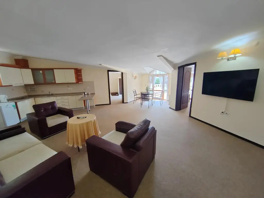 Эдремит: Afrodit Termal Hotel / Gure
