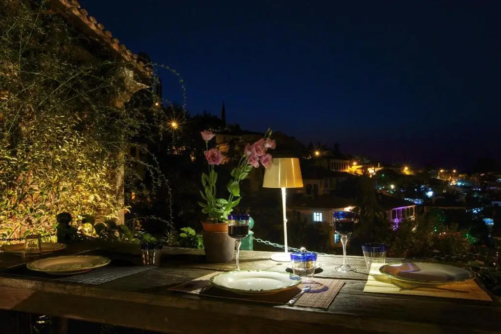 Шириндже: Terrace Houses Sirince - Fig, Olive and Grapevine