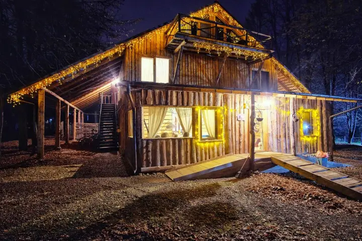 Трусово: Usadba Rybatskoye (Dom Rybaka) (Estate Fishing (House of the fisherman)
