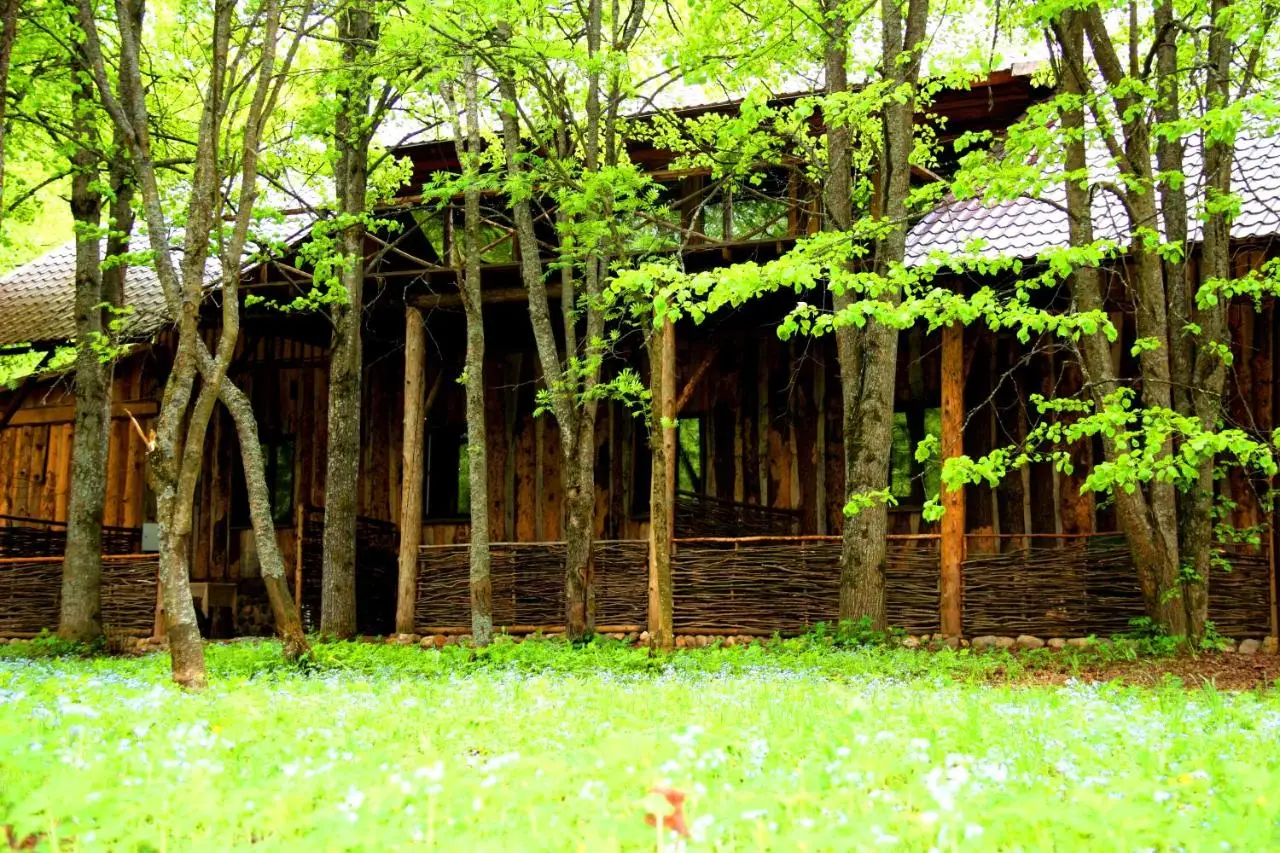 Трусово: Usadba Rybatskoye (Dom Rybaka) (Estate Fishing (House of the fisherman)