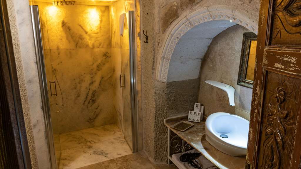 Ургуп: Elika Cave Suites