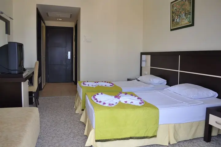 Бельдиби: La Perla Resort Hotel