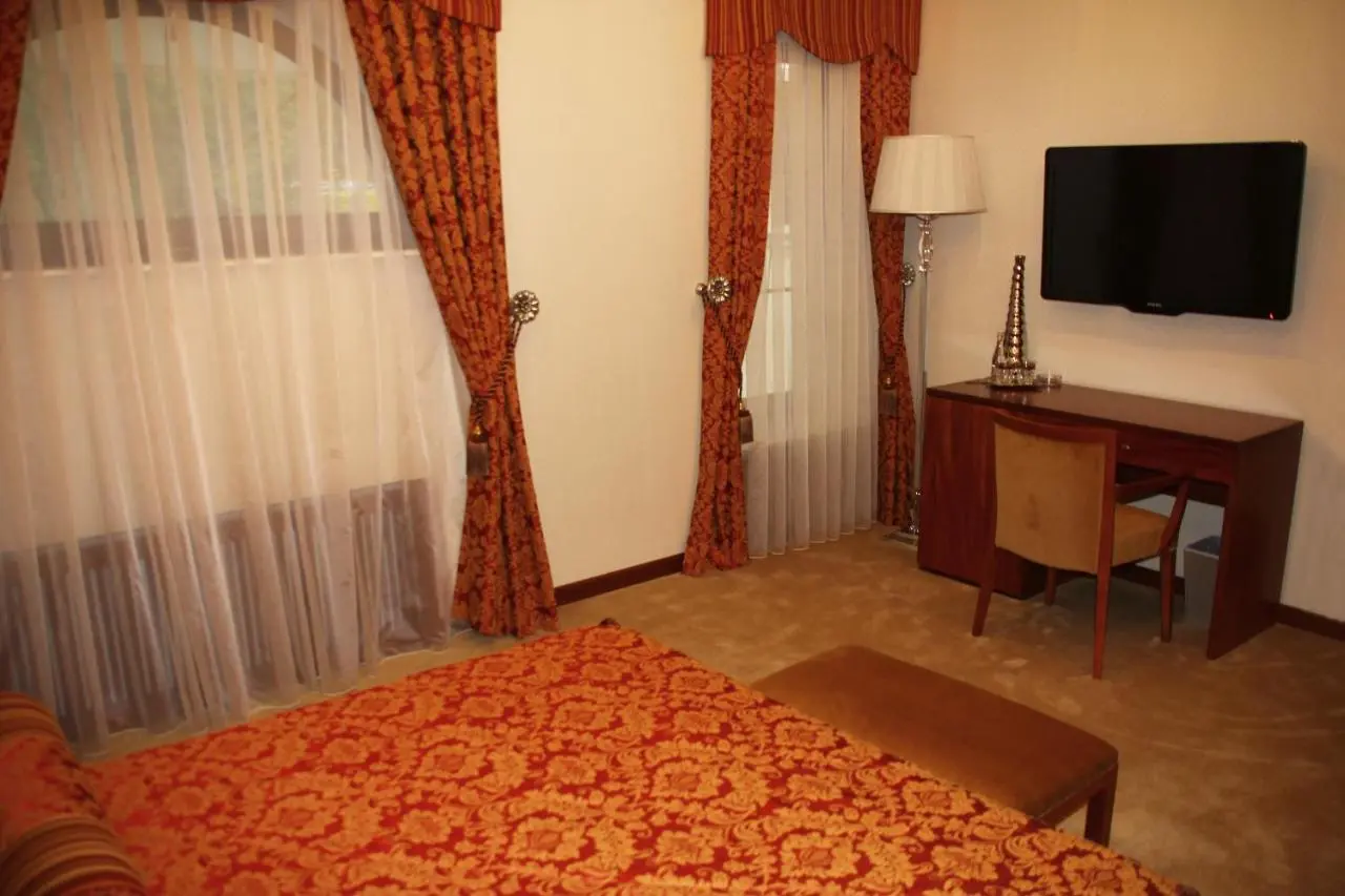 Одинцово: Hotel Zagorodny Ochag