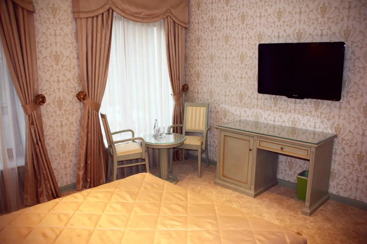 Одинцово: Hotel Zagorodny Ochag