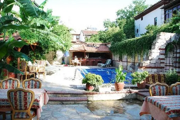 Анталья: Kaleici Pera Palace Hotel