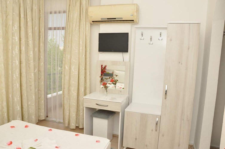 Анталья: Cemre Hotel
