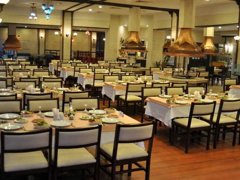 Эдремит: Merit Şahmaran Otel