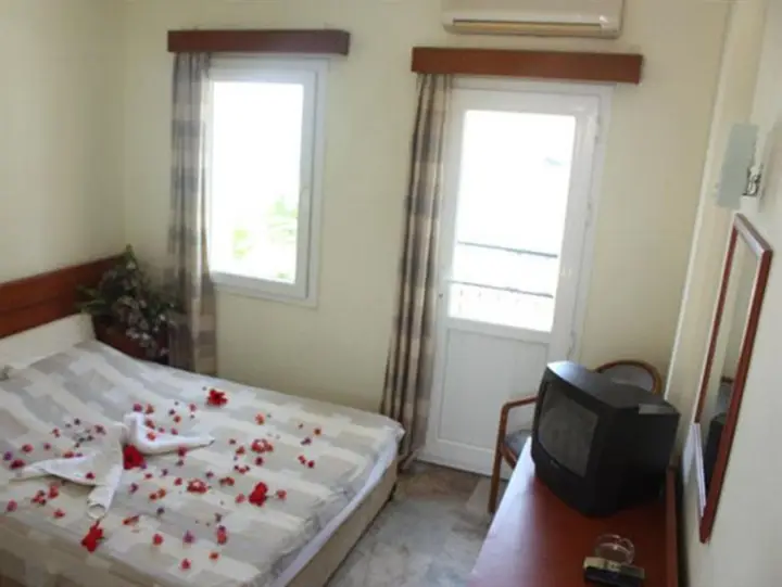 Тургутрейс: Fiorita Beach Hotel