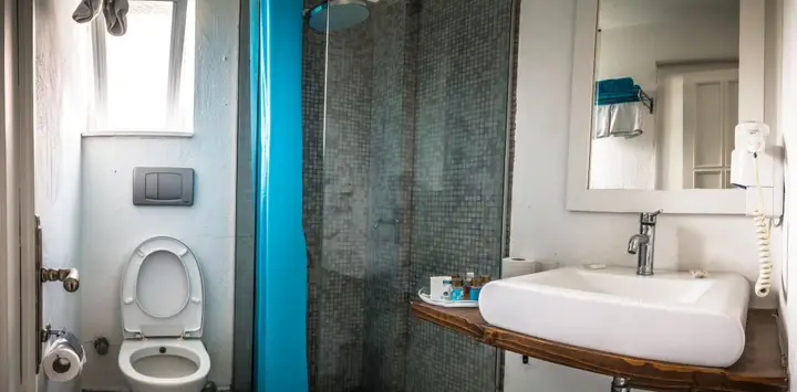 Чешме: Hotel Yeni