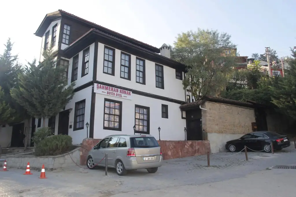 Кастамону: Toprakçiler Mansion