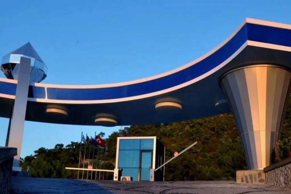 Торба: Blue Dreams Resort