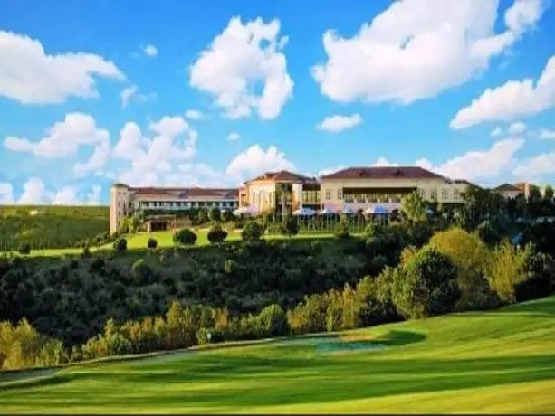 Силиври: Klassis Golf & Country Club