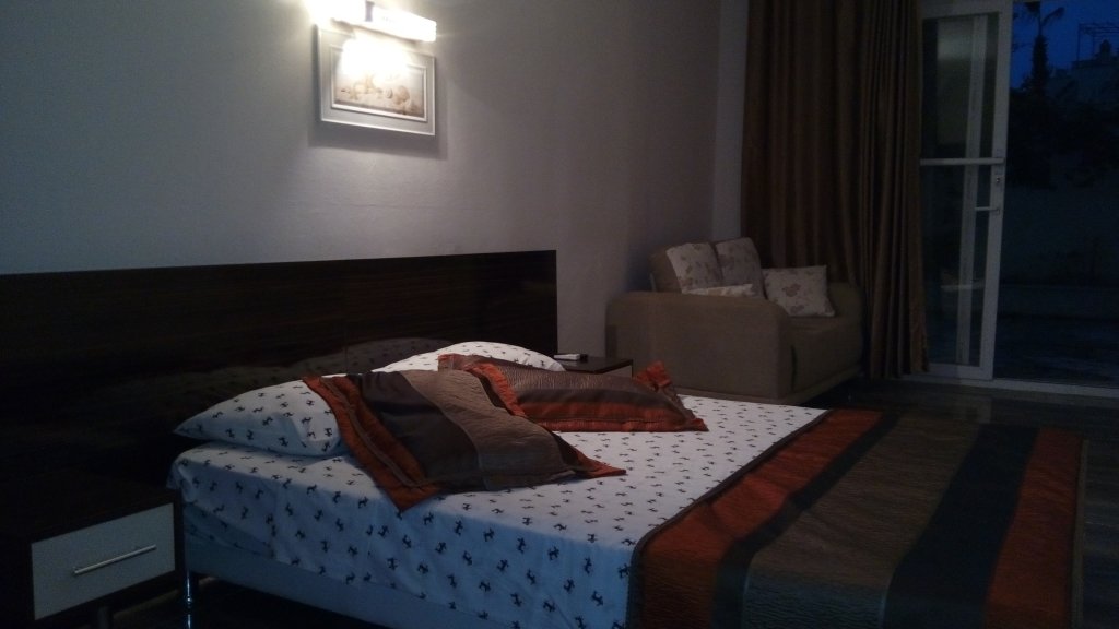 Анталья: Lara Camlik Pansiyon Mini-Hotel