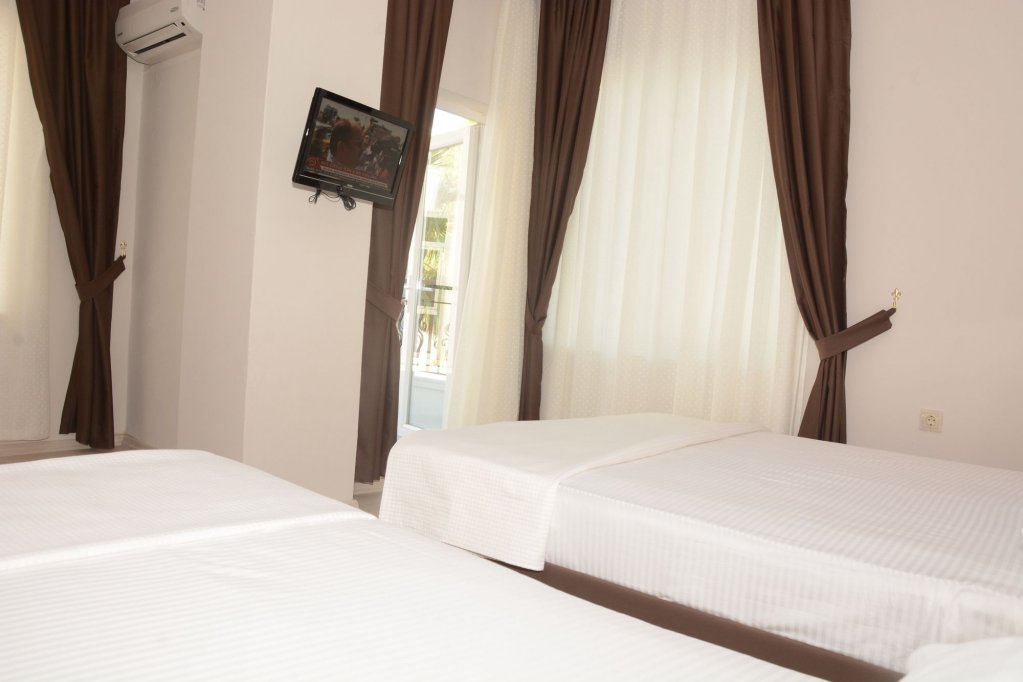Анталья: Nil Suit Otel