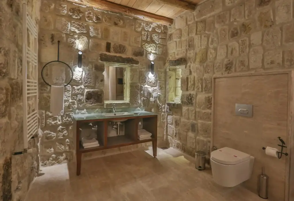 Ургуп: Acropolis Cave Suite