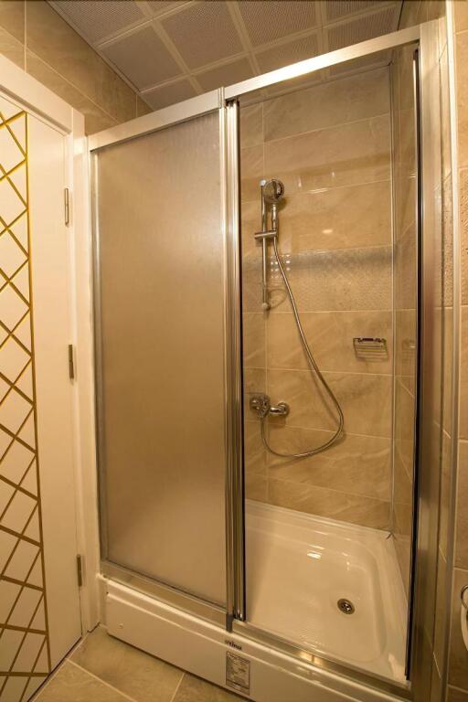 Карс: Kars-i Sirin Hotel