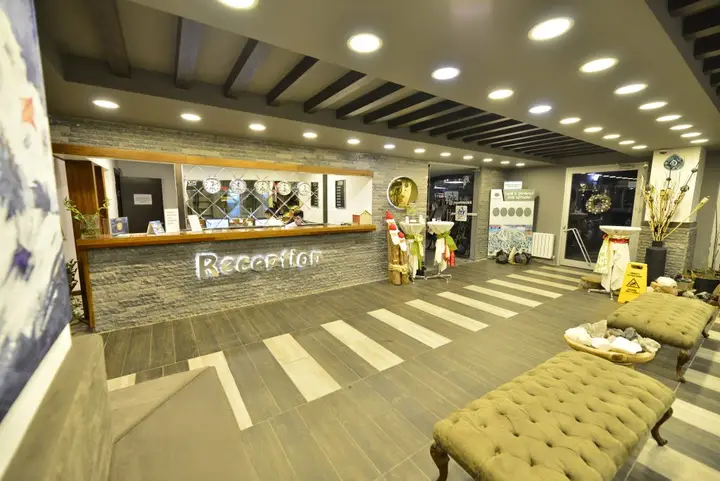 Сарыкамыш: Отель Sarıkamis Habitat