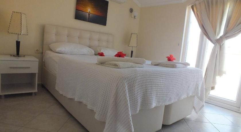 Фетхие: Sunset Beach Club By Aqua Lettings