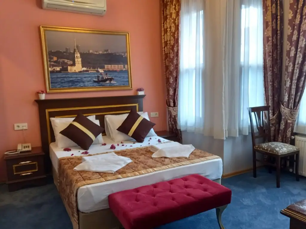Стамбул: Отель Emirhan inn