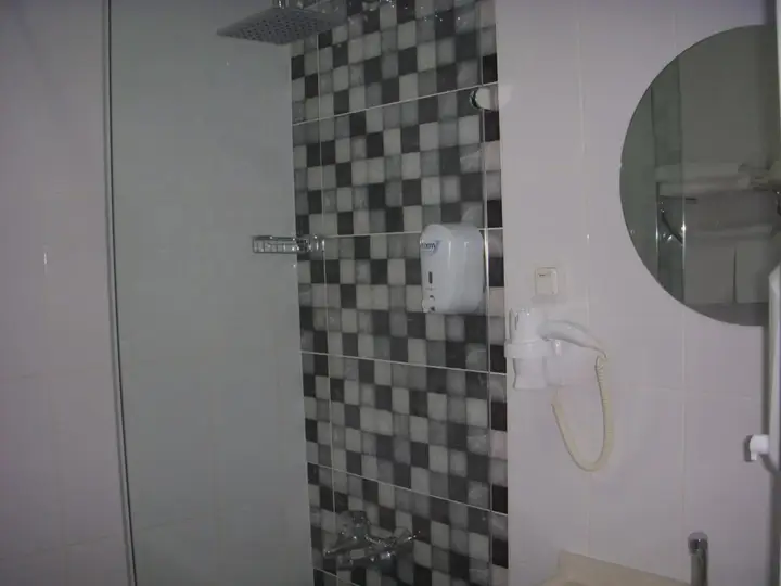 Мустафакемальпаша: Hande Hotel
