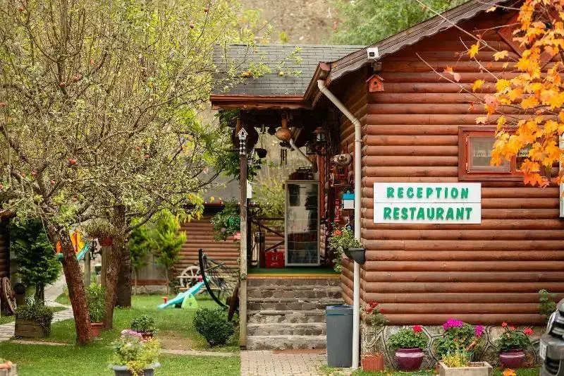 Болу: Doga Kosku Abant Bungalow Evleri