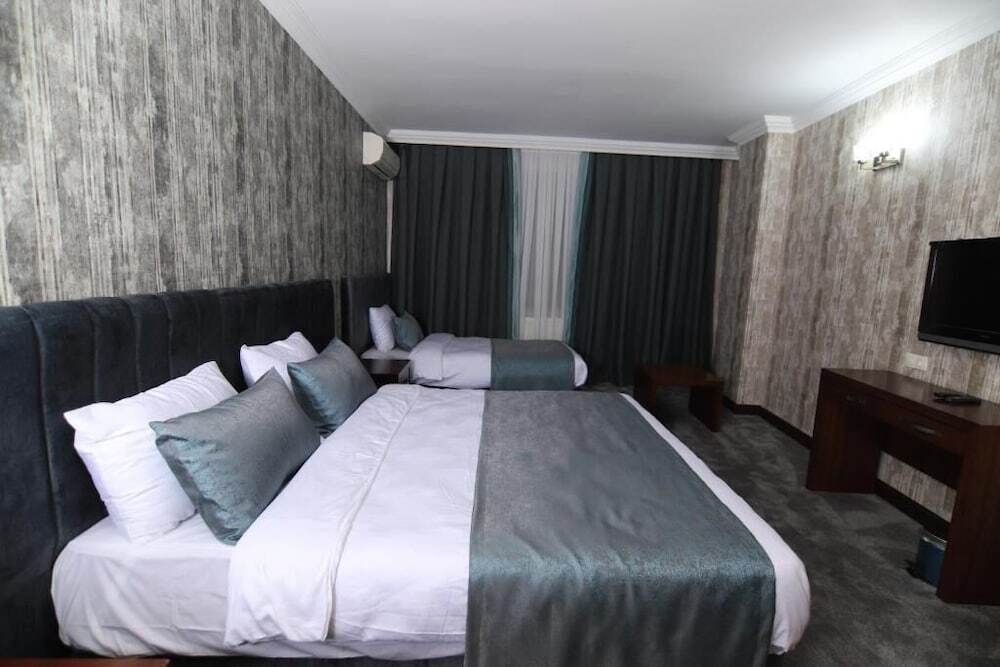 Ван: Sardur Hotel