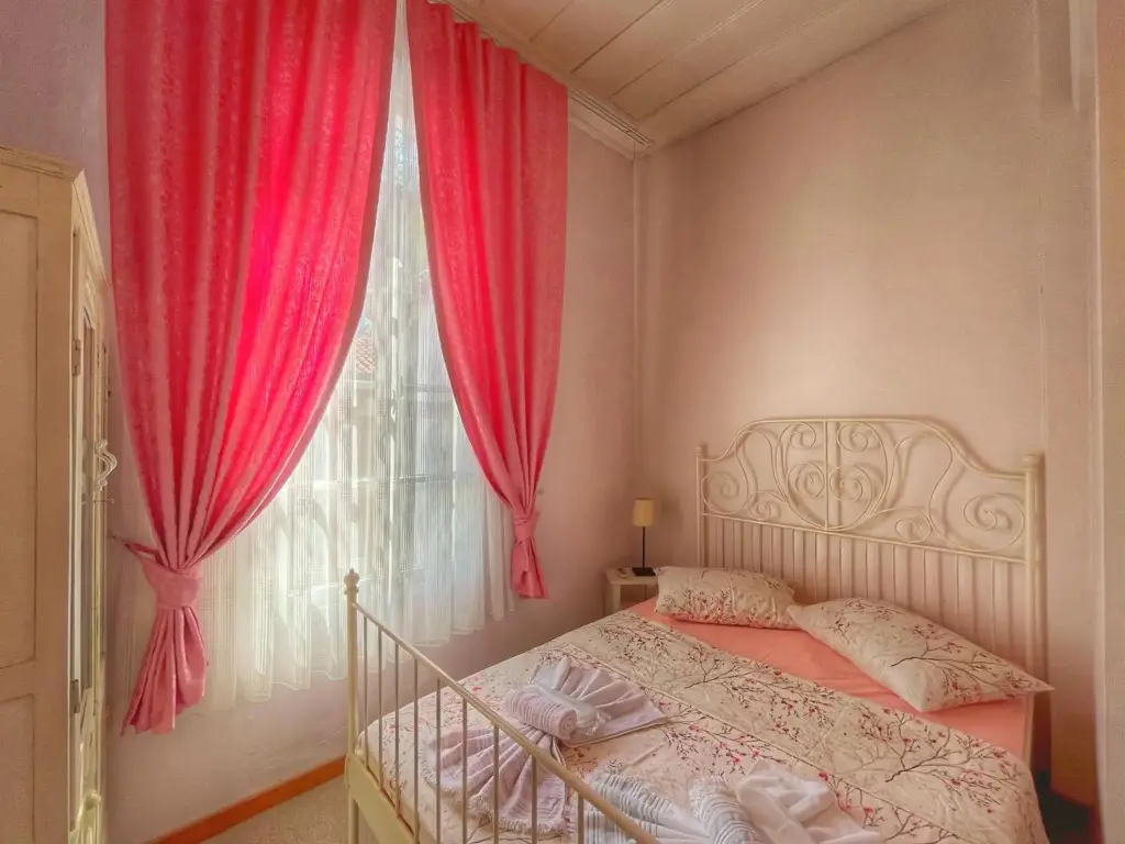 Айвалык: Eolya Guest House
