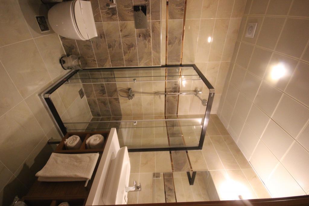 Зара: Garden Zara Hotel
