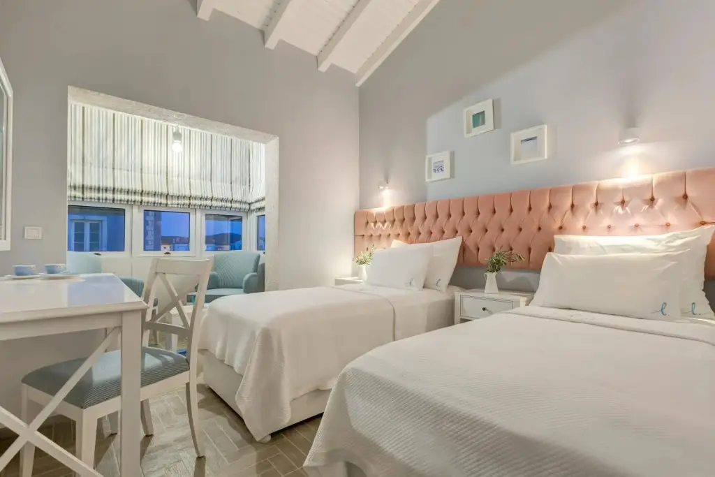 Чешме: Levin Otel