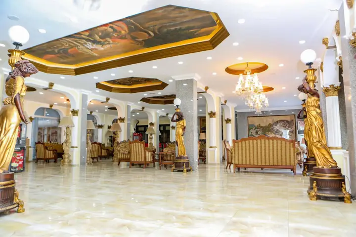 carousel image 3