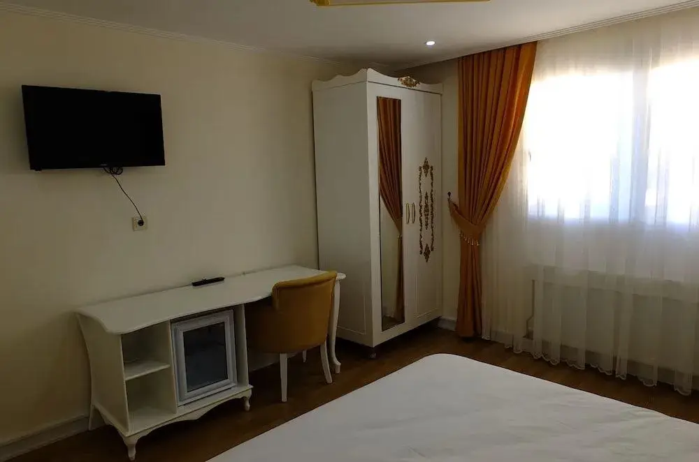 Бахсе: Bahçe Park Otel