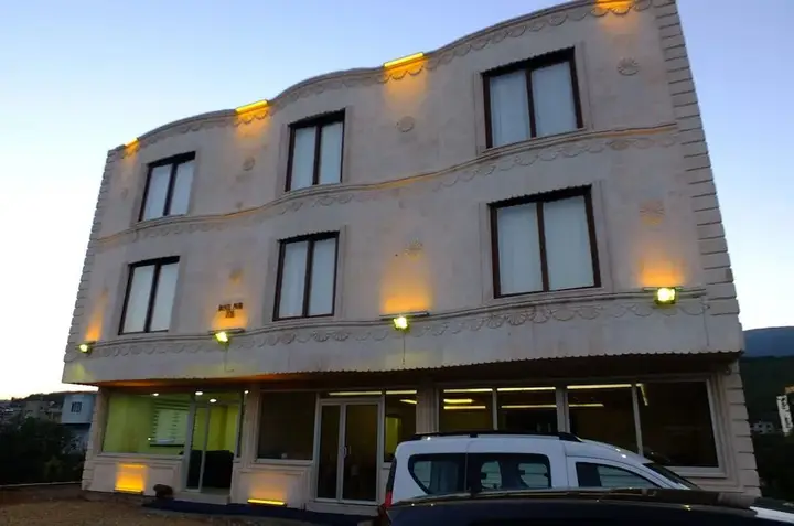Бахсе: Bahçe Park Otel