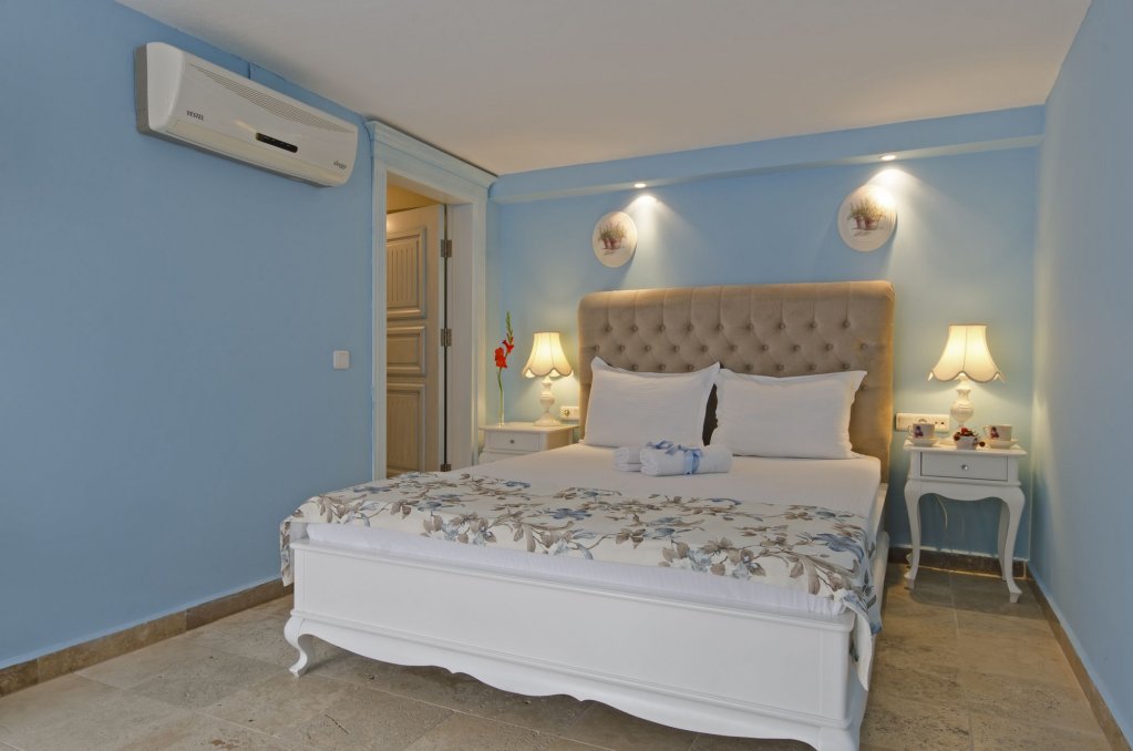 Чешме: Alacati Roka Tas Otel