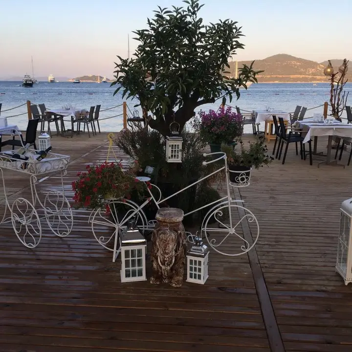 Бодрум: Отель Buk Beach Club