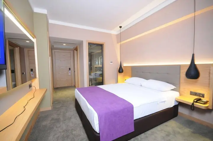 Мармарис: Candan City Beach Hotel