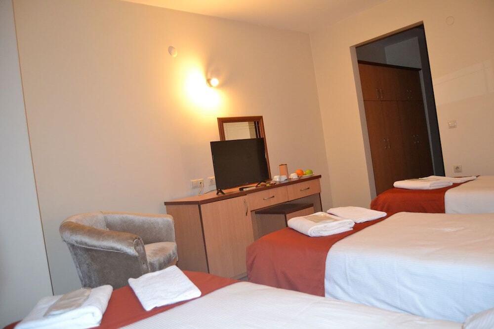 Дюздже: Düzce Han Otel