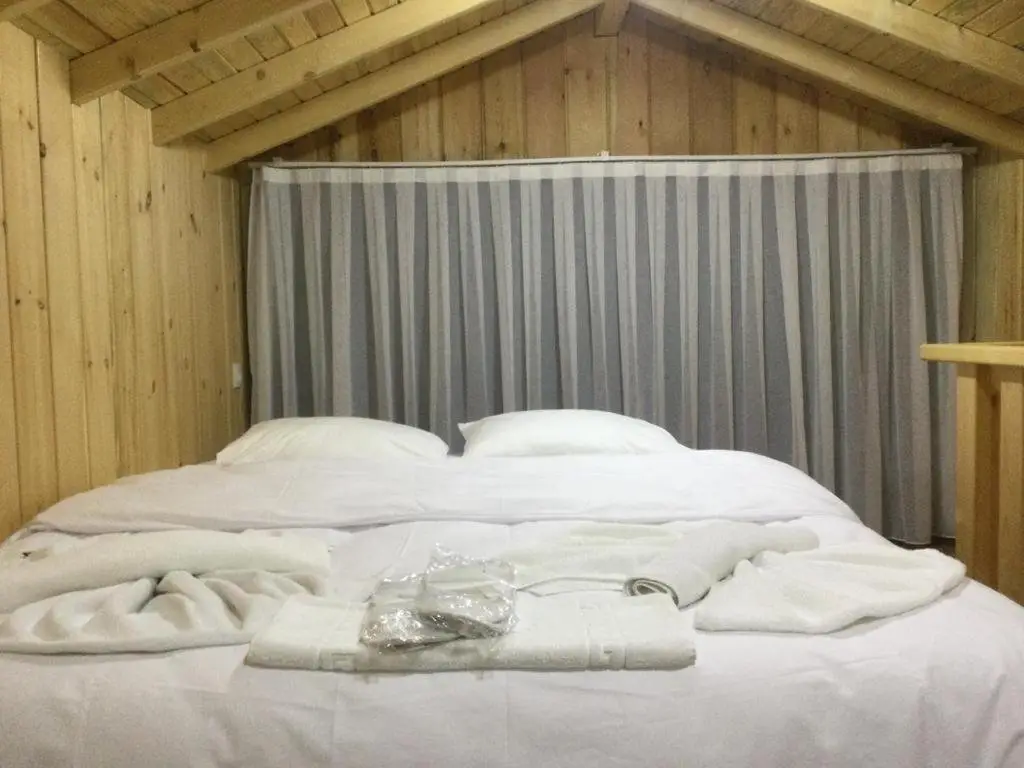 Сайл: Castle Nolana Hotel & Horse Club